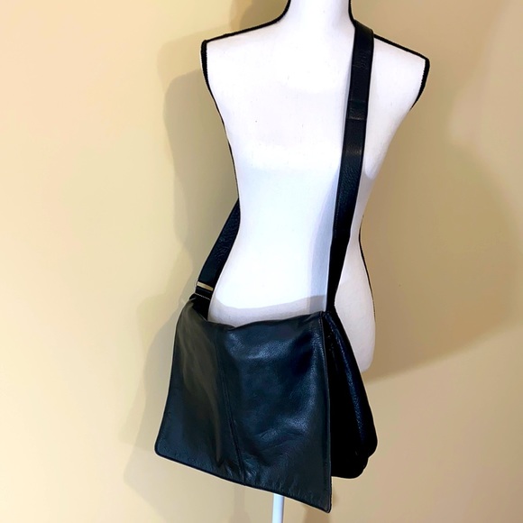 Handbags - Brand new Black Leather Mori laptop bag